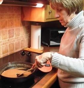 Mimi Making Roux