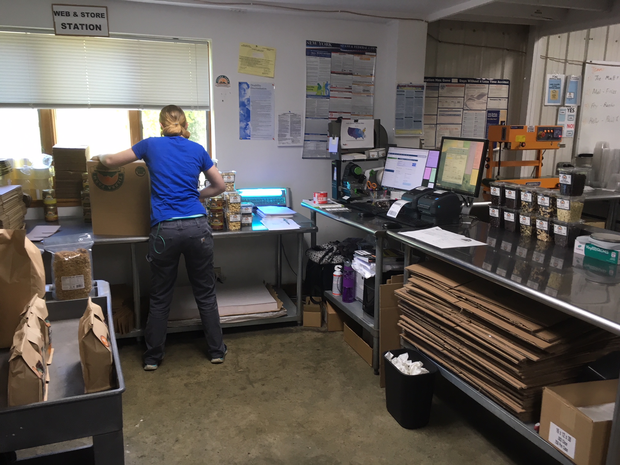 Packing station